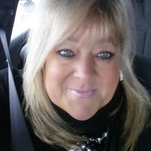 Meet your Posher, Beth