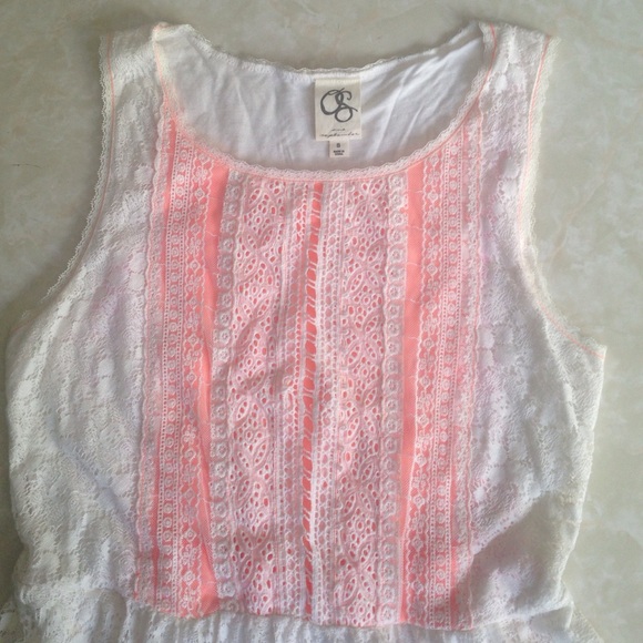 🎉SOLD🎉Anthropologie Coralline Peplum Top - Picture 2 of 4