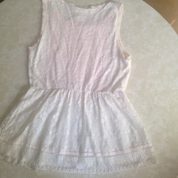 🎉SOLD🎉Anthropologie Coralline Peplum Top - Picture 3 of 4