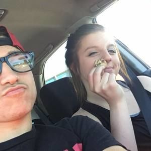 Meet your Posher, Ally