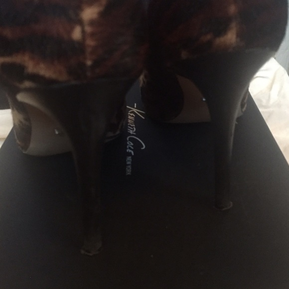 Kenneth Cole Shoes - Kenneth Cole Pumps Kenneth Cole Shoes - Kenneth Cole Pumps