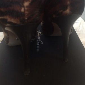 Kenneth Cole Shoes - Kenneth Cole Pumps Kenneth Cole Shoes - Kenneth Cole Pumps