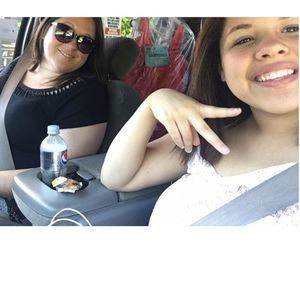 Meet your Posher, Stefanie