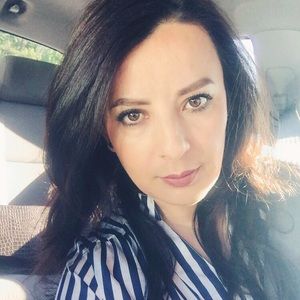 Meet your Posher, Sindy