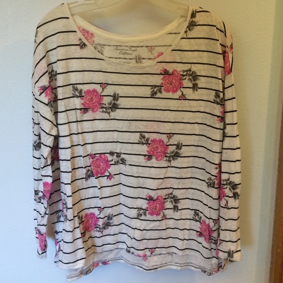 American Eagle a Outfitters striped tee floral