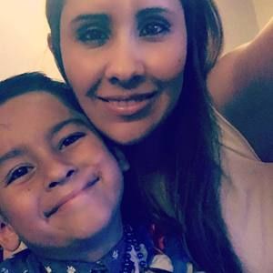 Meet your Posher, Adriana