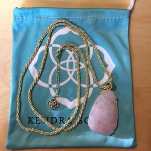 Kendra Scott necklace
