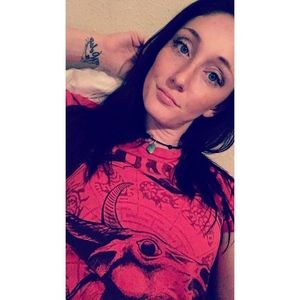 Meet your Posher, Carli