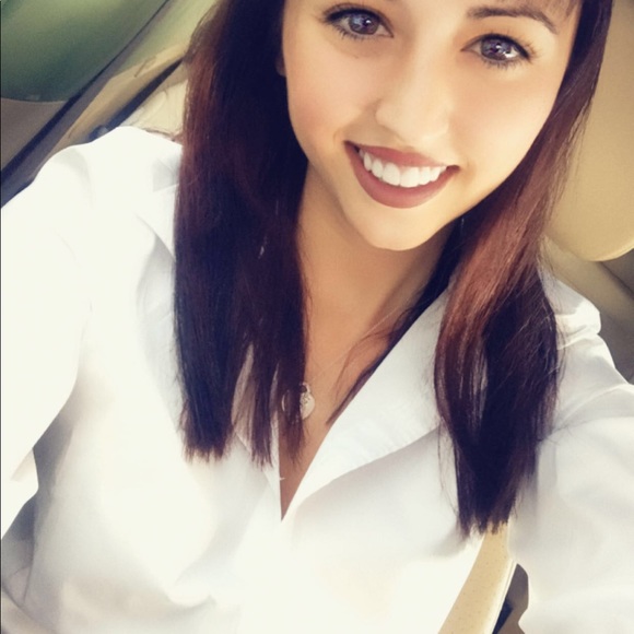 Meet your Posher, Destiny - Picture 2 of 3