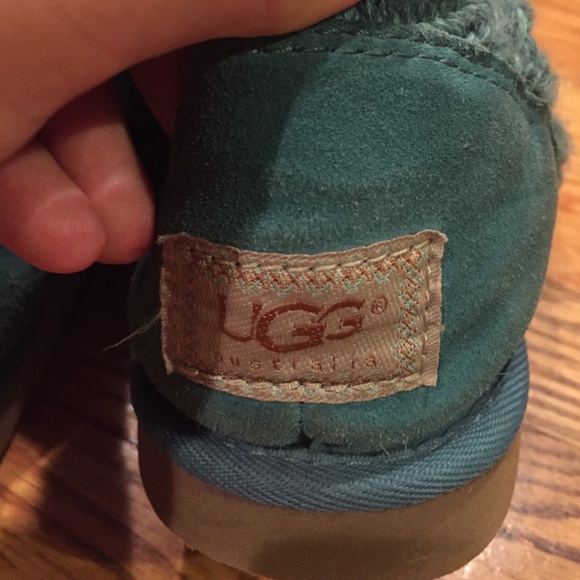 Button ugg boots - Picture 2 of 4