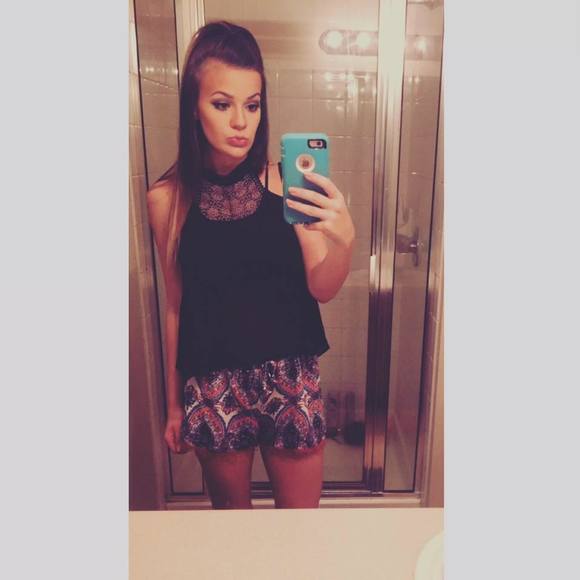 Meet your Posher, Lauren
