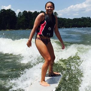 Meet your Posher, Carly