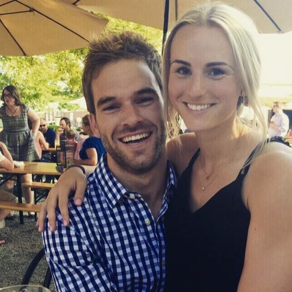 Meet your Posher, Courtney - Picture 4 of 4