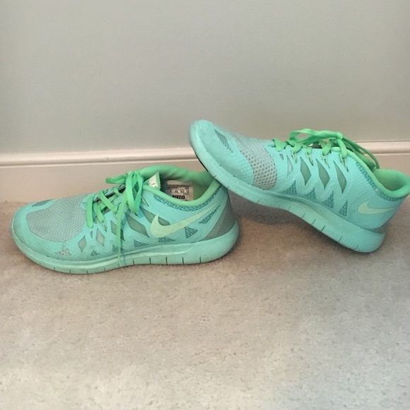 Nike Free Custom NIKEiD Tennis Shoes