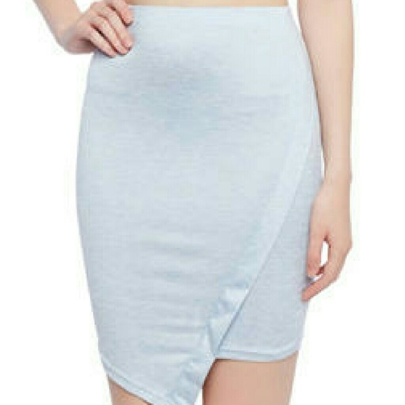 Asymmetrical skirt