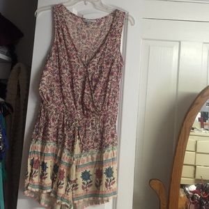 American Eagle romper size Small ONLY WORN ONCE