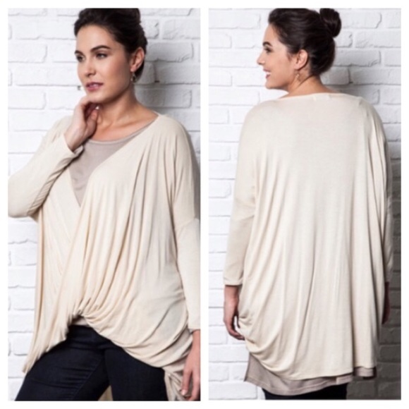 Tops - LAST ONE! Twist top