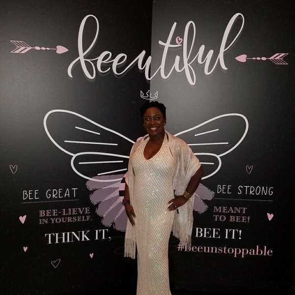 Meet your Posher, Latrice - Picture 6 of 8