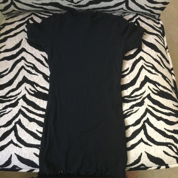 Ongossamer mesh short sleeve top