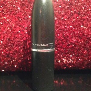 Mac lipstick shade gel