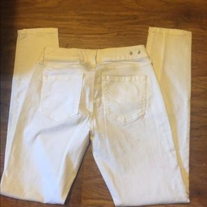Cabi White Skinny Jean
