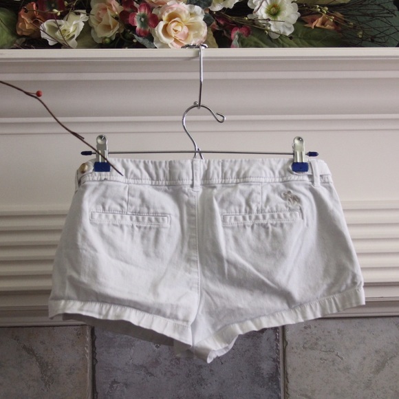 A&F White Shorts - Picture 2 of 3