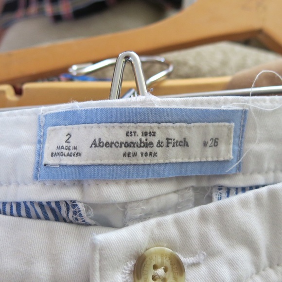 A&F White Shorts - Picture 3 of 3