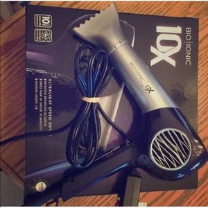 🖐ON HOLD 🖐Bio ionic hair dryer!