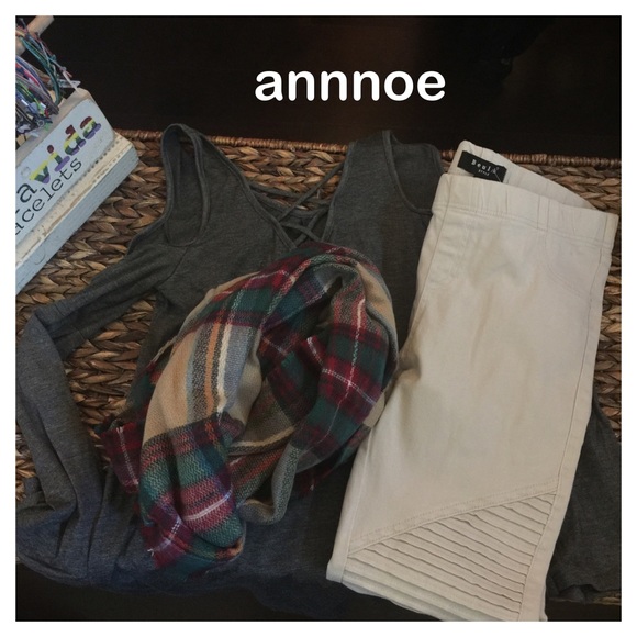 😍LAST PAIR!! - Picture 2 of 4