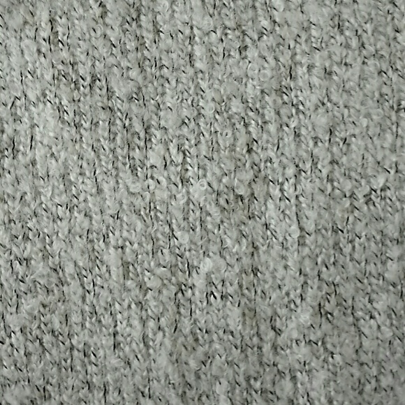 NWOT Gap sweater! - Picture 2 of 2