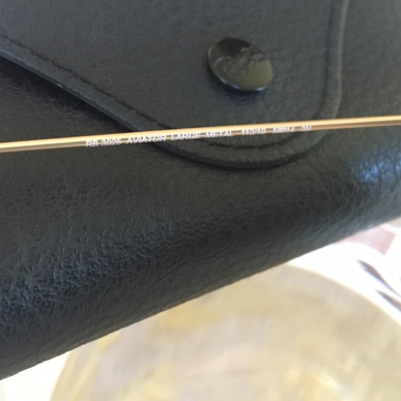 Green/gold Ray-Ban aviators - Picture 2 of 4