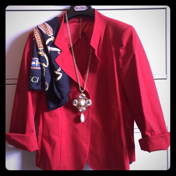 Casual Chic MaxMara Jacket