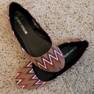 Chevron Print Flats