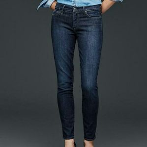 GAP jeans Skinny Sz31 Dark