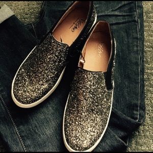 NEW Glitter Mossimo Slip on gold sneaker 7.5