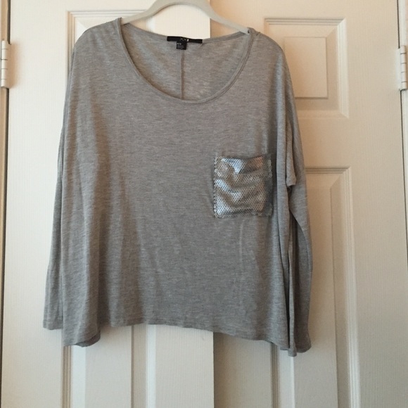 Forever 21 gray long sleeve t  with sequin pocket