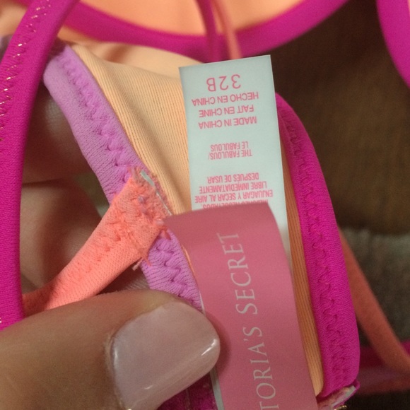 VS bathing suit top 32B - Picture 4 of 4