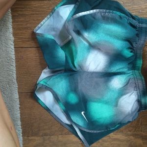 NIKE DRI FIT running shorts size Medium