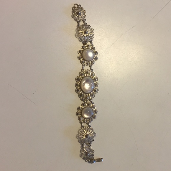 🇺🇸SALE🇺🇸 VINTAGE Filagree Bracelet