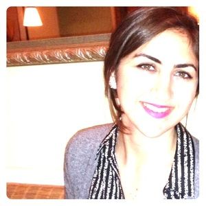 Meet your Posher, Cristina