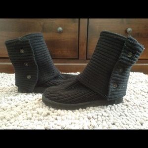 UGG Australia Cable Knit boots black