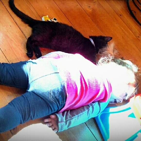 Meet Your Posher! - Picture 4 of 4