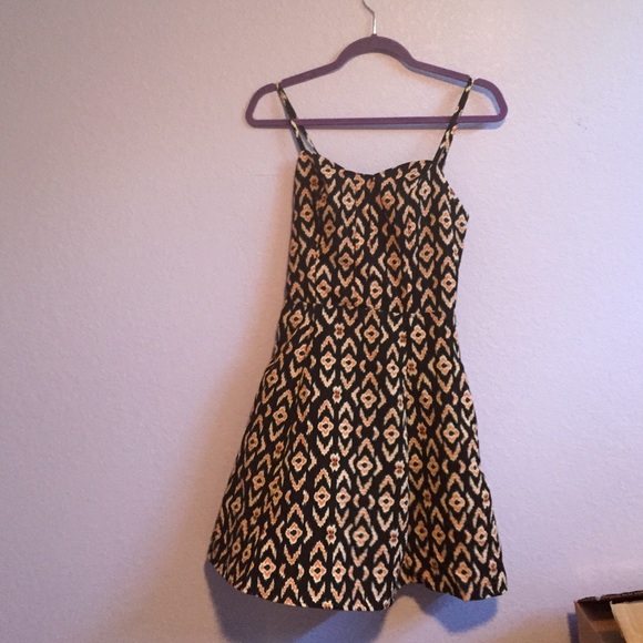 Black and pink printed dress