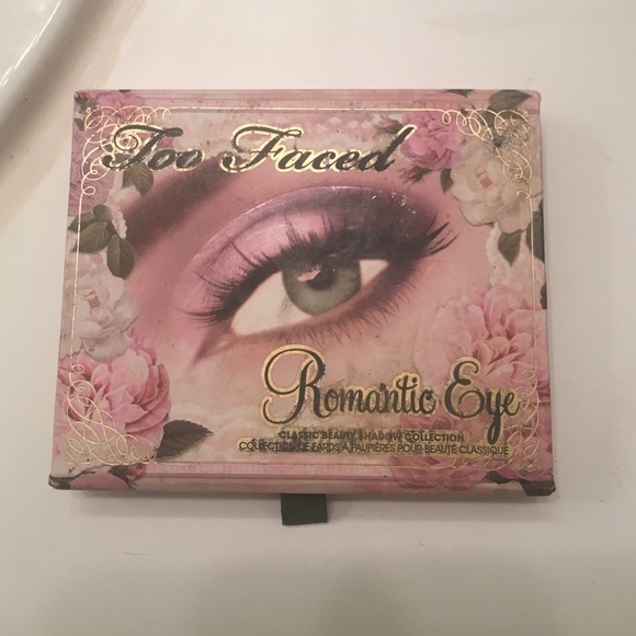 Gently used Too Faced palette!