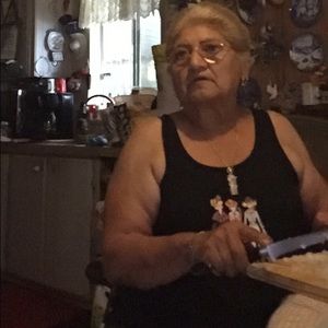 Meet your Posher, Loretta