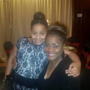 Meet your Posher, Leonore