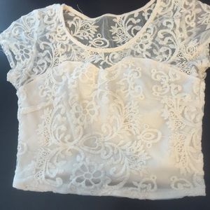 White/Cream Lace Crop Top