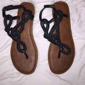 Sandals size 8.5