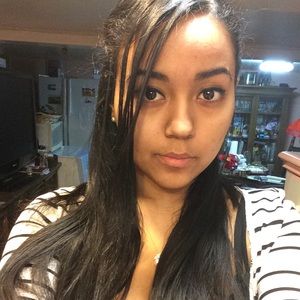 Meet your Posher, Yessy