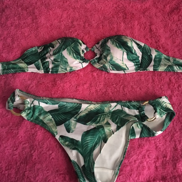 H&M bikini size 8 top size 10 bottom